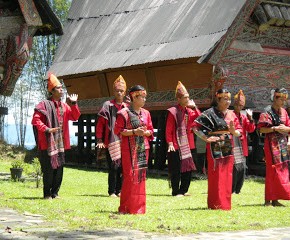 Tari Tor-tor di huta batak